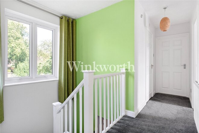 Castleview Close, London, N4