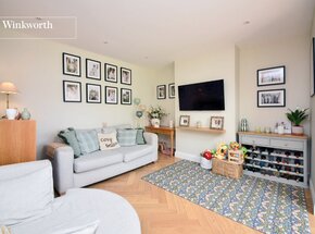 Newbury Gardens, Surrey, KT19