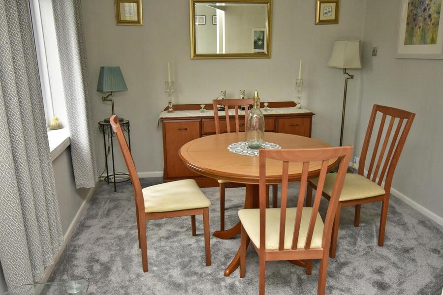 A DINING AREA.JPG