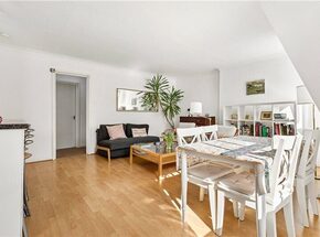 Earls Court Square, Earls Court, SW5