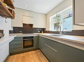 Galloway Road, London, W12