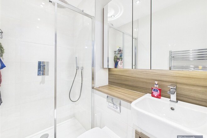 Lyon Road, Harrow, HA1