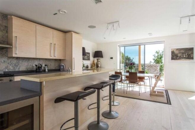 Hove Park Road, Hove, BN3