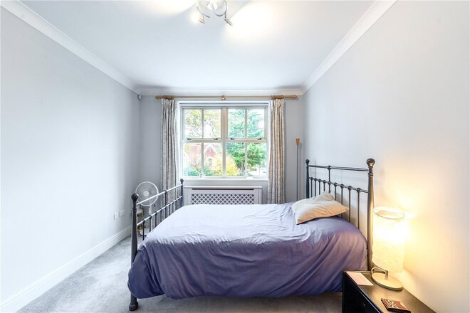 Ascent House, Weybridge, KT13