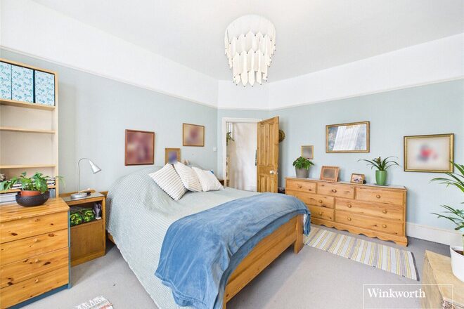 Sunny Gardens Road, London, NW4