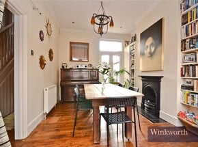 Kirkstall Avenue, London, N17