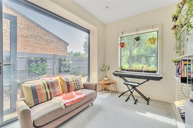 Cranston Road, London, SE23
