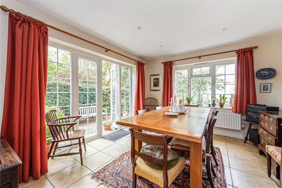 Breakfast Room