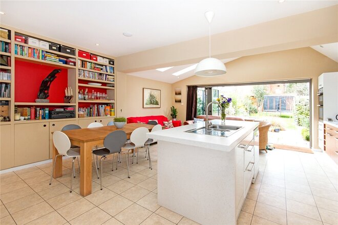 Thornlaw Road, London, SE27