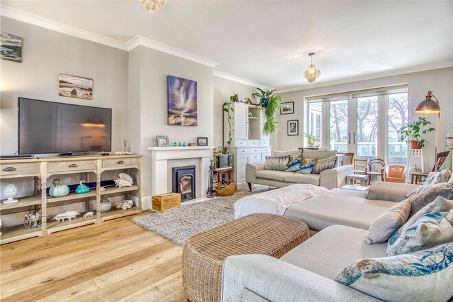 Clifton Road, Poole, BH14
