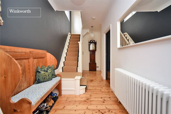 Sandringham Road, Worcester Park, KT4