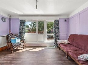 Tresham Walk, London, E9