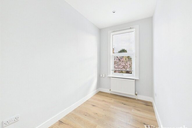 Hastings Road, London, W13