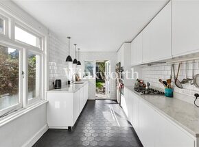 Fairfax Road, London, N8