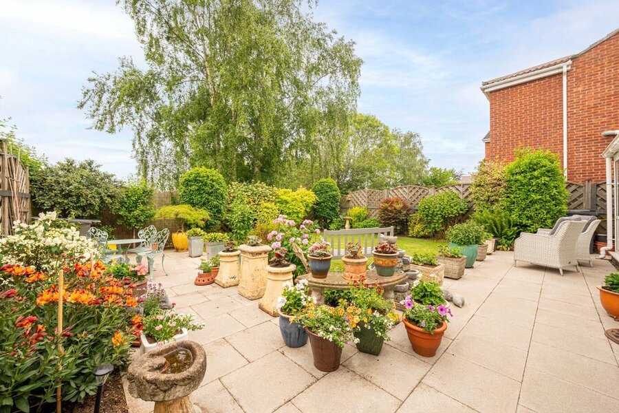 Gaden Patio