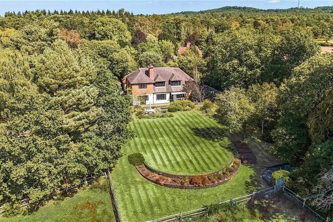 Sheephatch Lane, Farnham, GU10