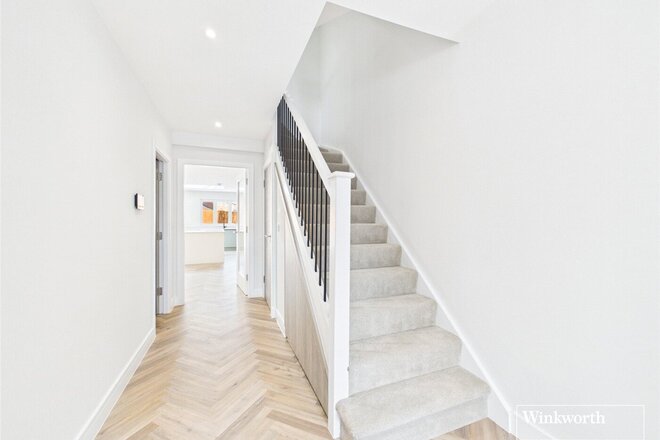 Hawthorne Road, Reading, RG4