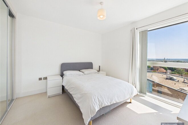 Lyon Road, Harrow, HA1