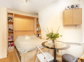 Hunter Street, London, WC1N