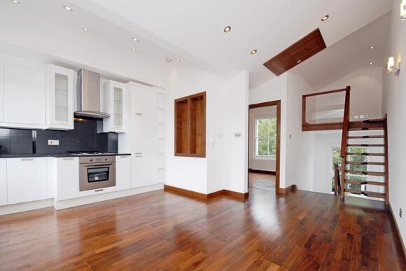 Mildmay Grove North, Canonbury, N1