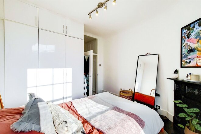 Thane Villas, London, N7