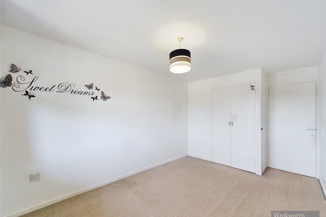 Oakwood, Surbiton, KT5