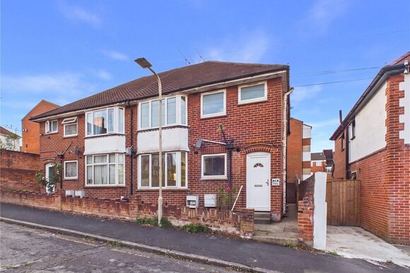 Goldsmid Road, Berkshire, RG1