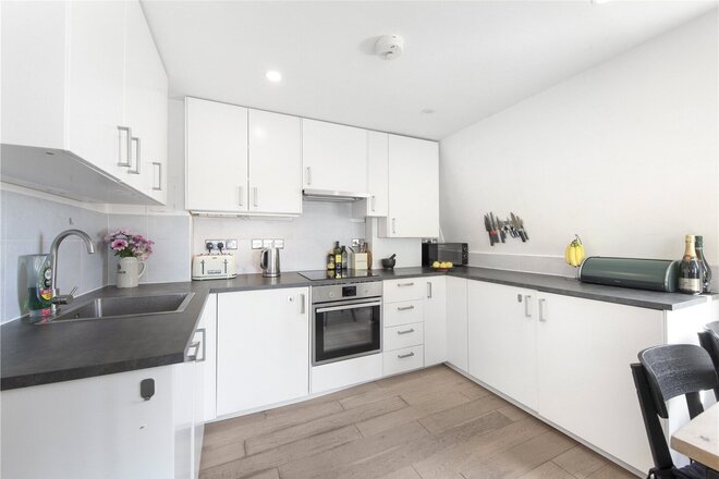 Manor Way, London, SE23