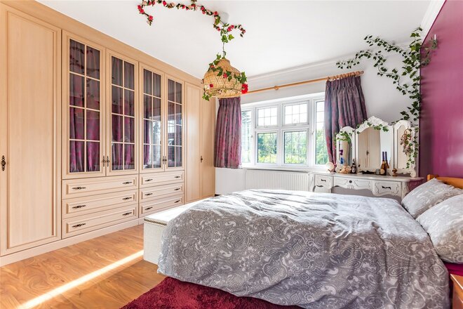 Cockfosters Road, Hadley Wood, EN4