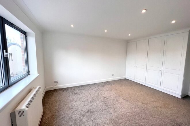 Becketts Place, Kingston upon Thames, KT1