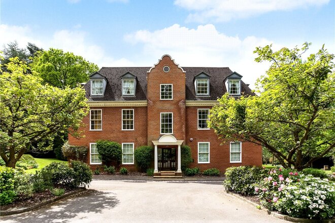 Hillside Park, Ascot, SL5