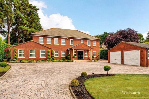 Heath Rise, Wentworth Estate, GU25