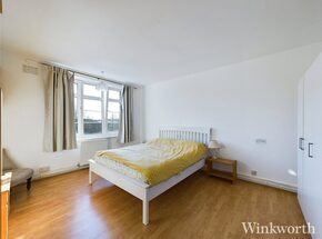 Mount Avenue, London, W5