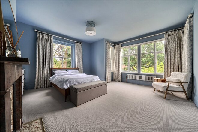 Boundstone Road, Farnham, GU10