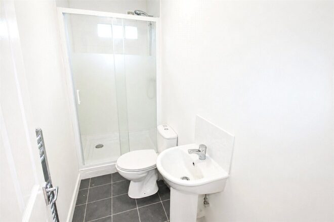 Stroud Close, Bourne, PE10