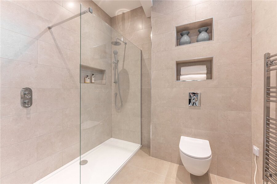 Bedroom 2 En-Suite