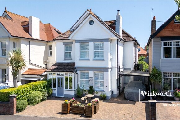 Chestnut Avenue, Bournemouth, BH6