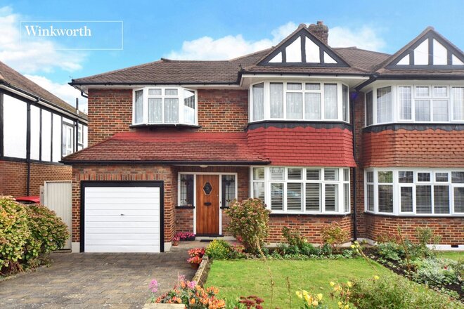 Stoneleigh Park Road, Surrey, KT19