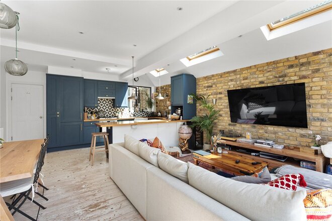 Morrish Road, London, SW2