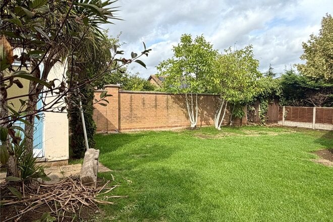 Windsor Close, Lincolnshire, NG34