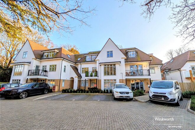 Lymington Road, Dorset, BH23