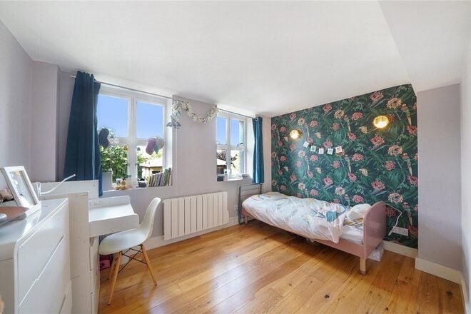 Manor Gardens, London, N7