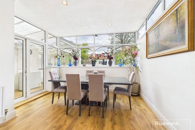 Egerton Gardens, London, NW4