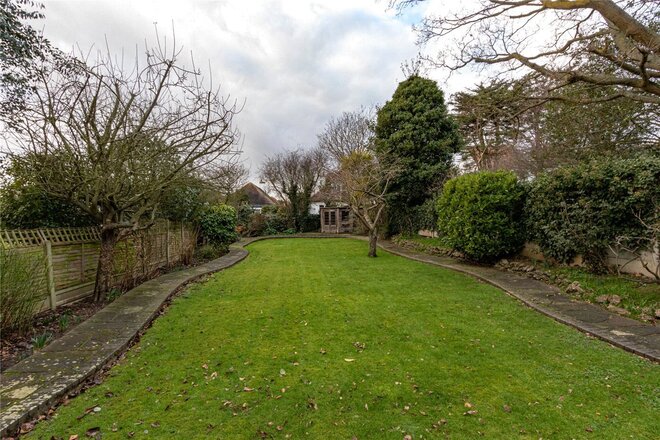 Chalkwell Avenue, Essex, SS0