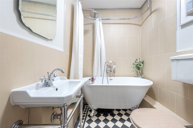 Canfield Place, London, NW6