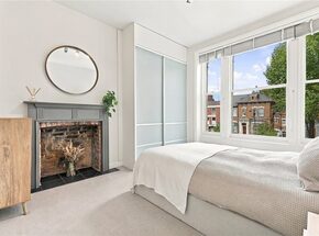 Cazenove Road, London, N16