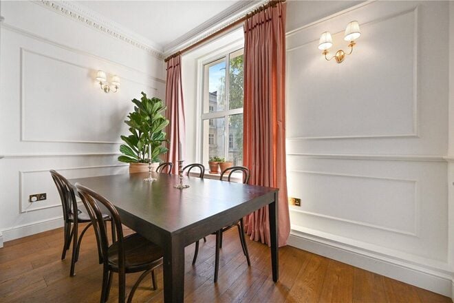 Cleveland Gardens, London, W2