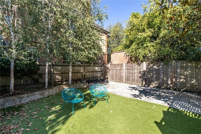 Twyford Avenue, LONDON, W3