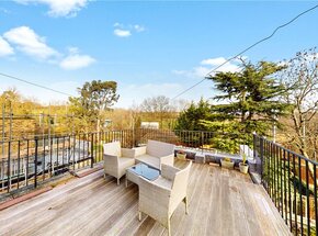 Savernake Road, London, NW3