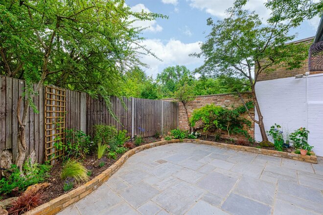 Aylestone Avenue, London, NW6